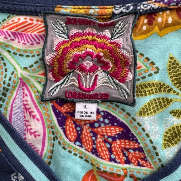 The Janine Favorite V-Neck Kimono Sleeve Tee - Picture 6 of 7